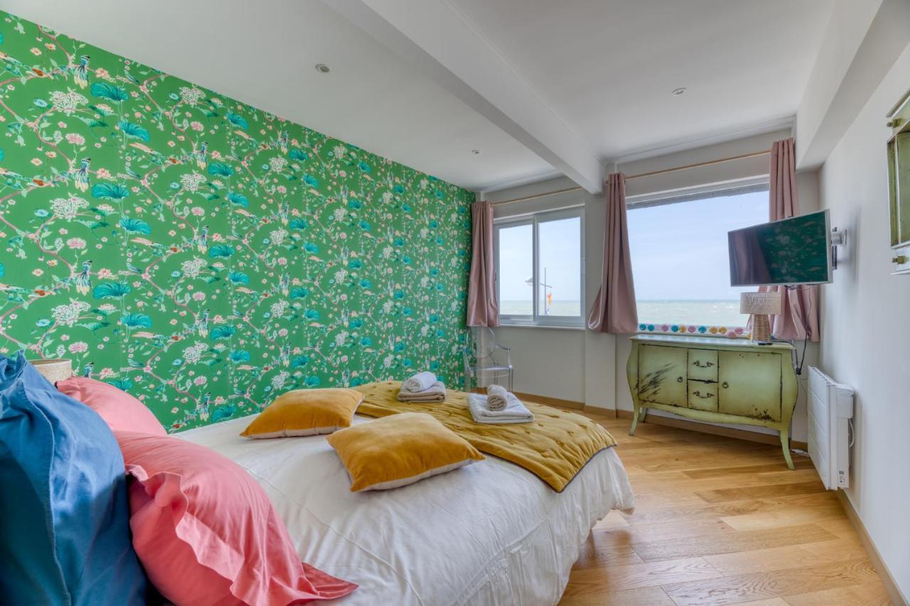 Le poséidon, gîte EXCEPTIONNEL face à la mer avec spa, terrasse, 4 chambres UN VRAI COUP DE COEUR Fécamp Extérieur photo