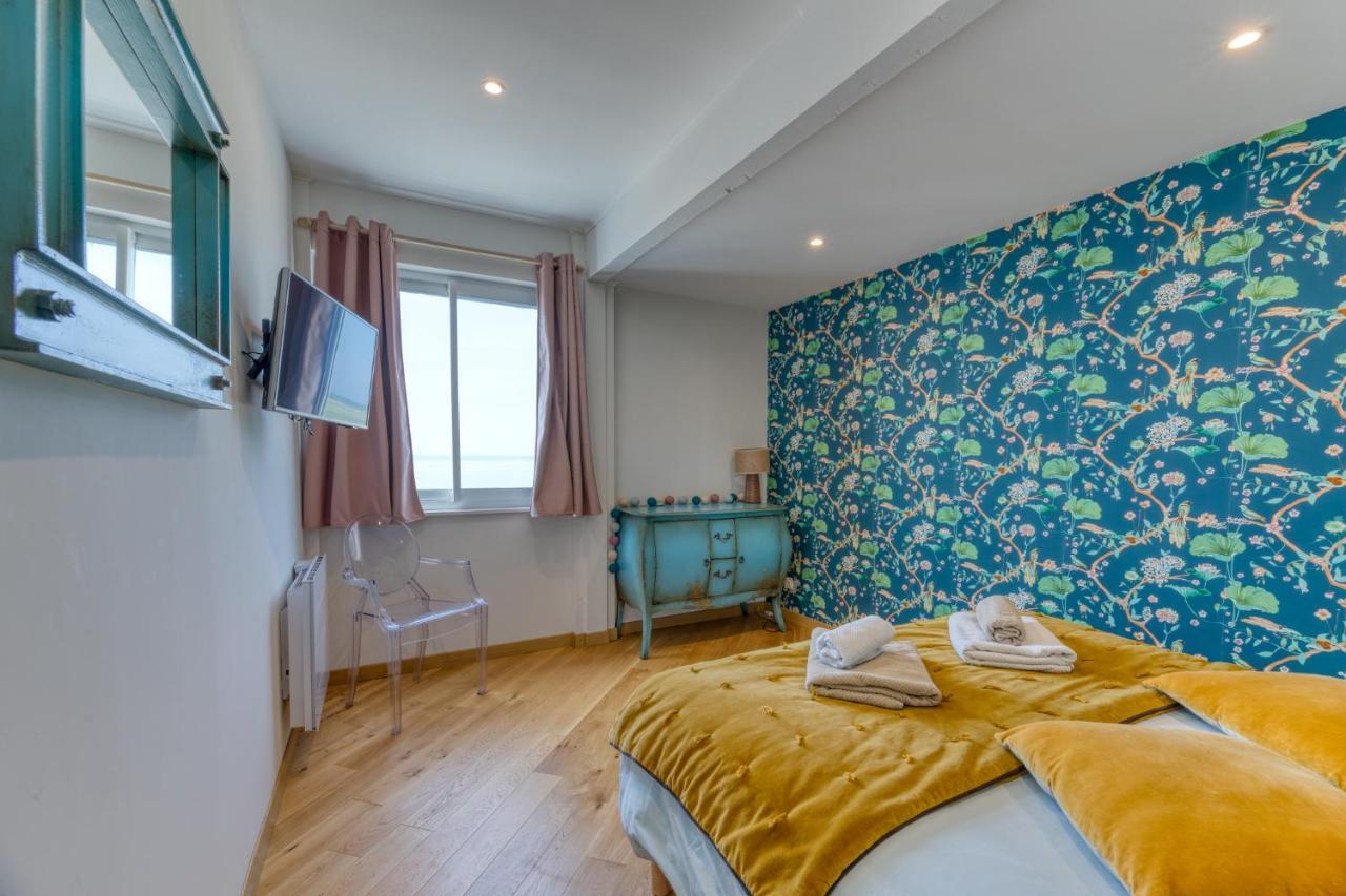 Le poséidon, gîte EXCEPTIONNEL face à la mer avec spa, terrasse, 4 chambres UN VRAI COUP DE COEUR Fécamp Extérieur photo